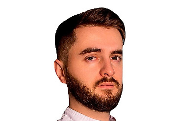 Мамонтов Артём Олегович